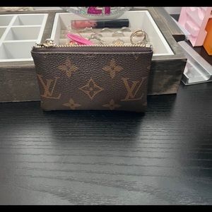 Coin or gift card pouch